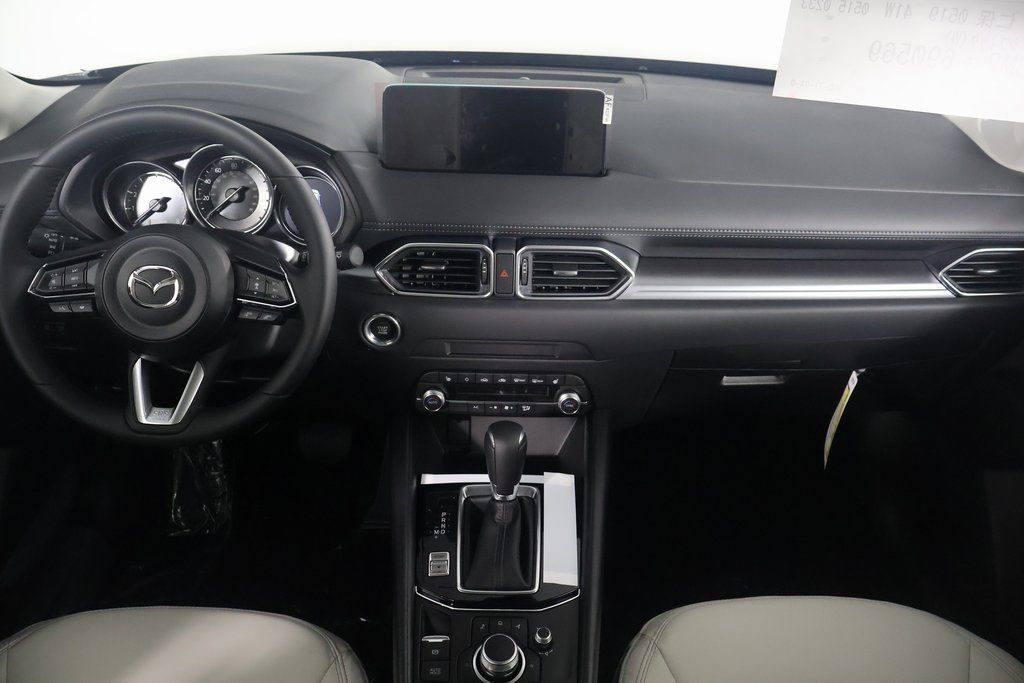 2025 Mazda CX-5 2.5 S Preferred photo 4