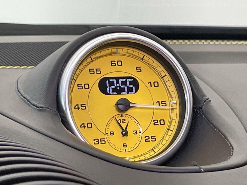 2021 Porsche Boxster Spyder photo 21