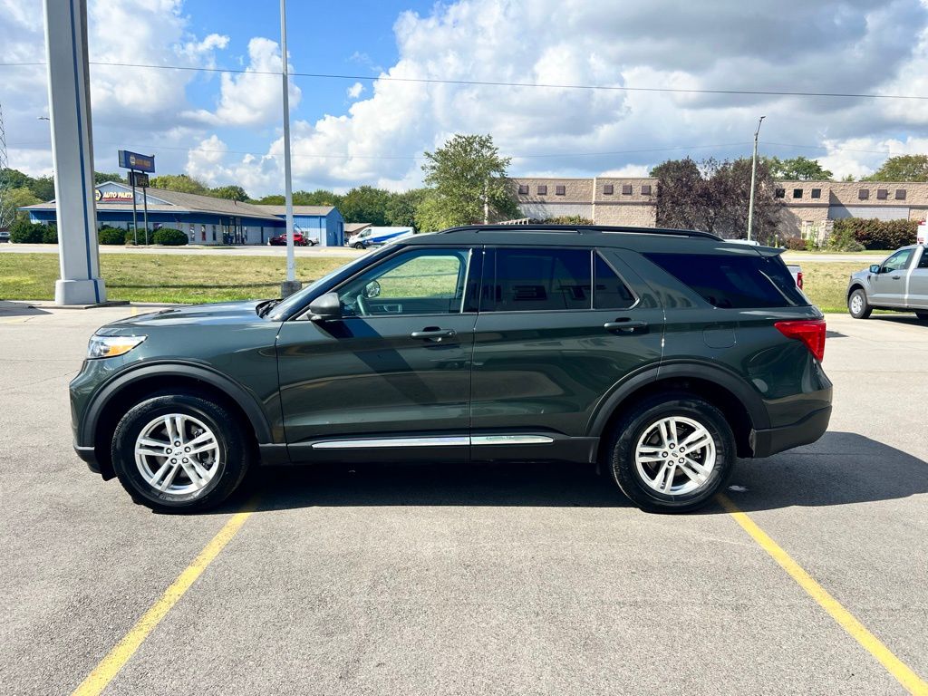 2023 Ford Explorer XLT photo 37