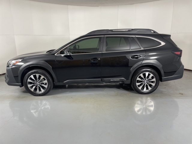 2023 Subaru Outback Limited photo 4