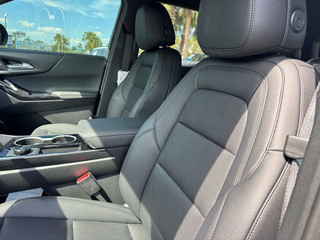 2026 Chevrolet Equinox LT photo 23