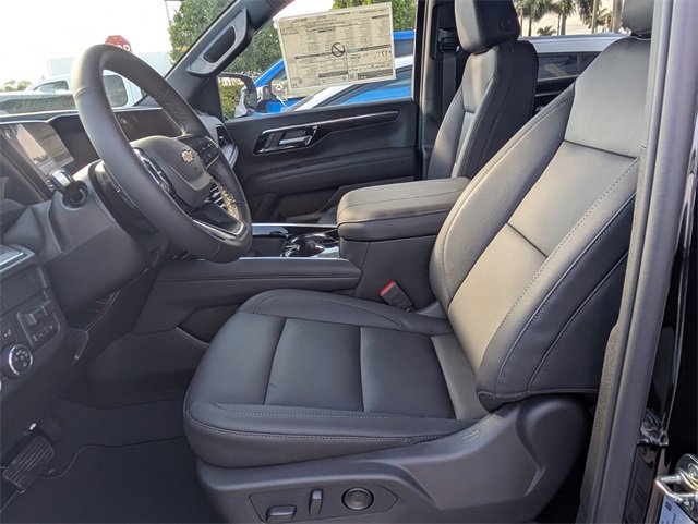 2026 Chevrolet Tahoe LT photo 4