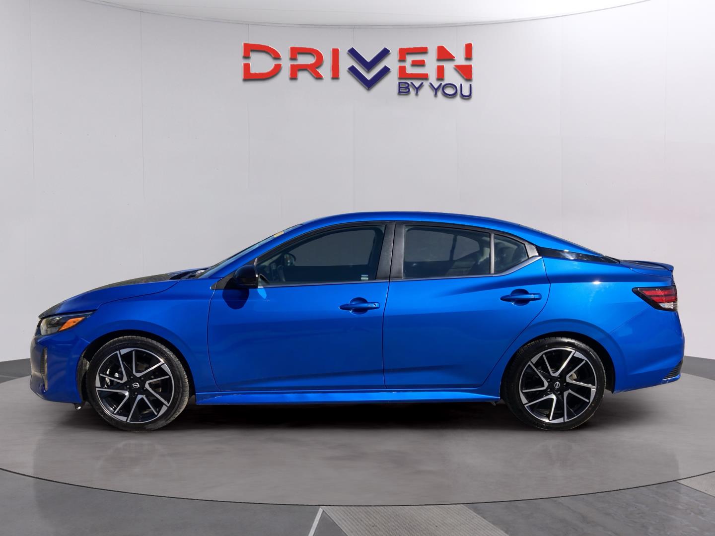 2024 Nissan Sentra SR photo 3