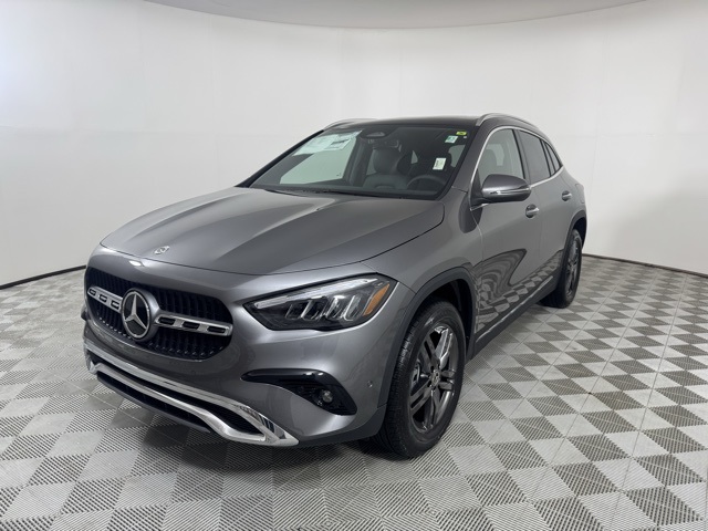 2026 Mercedes Benz GLA 250 4MATIC photo 2
