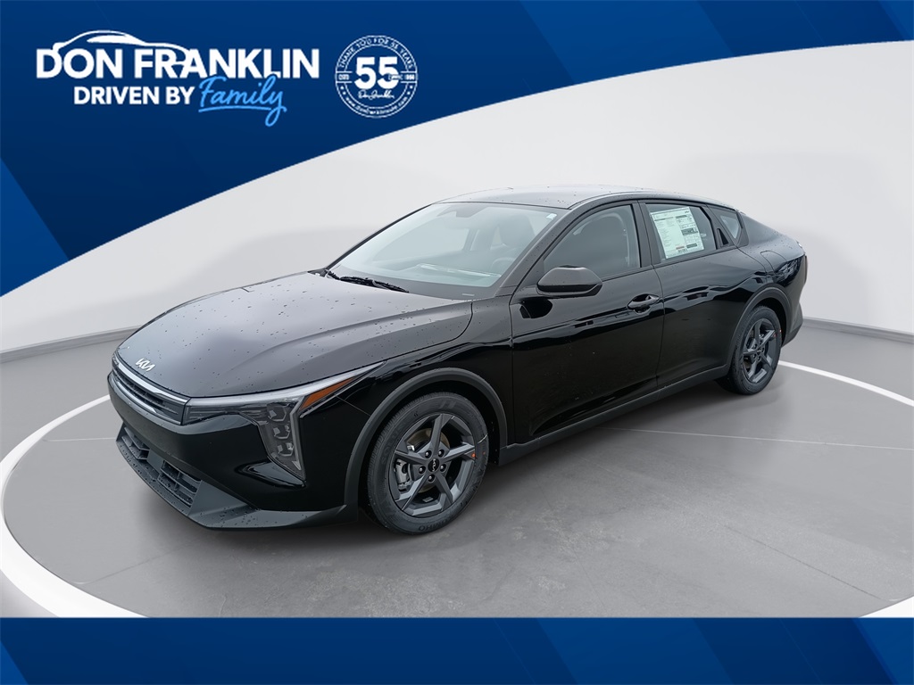 2025 Kia K4 LXS's photo