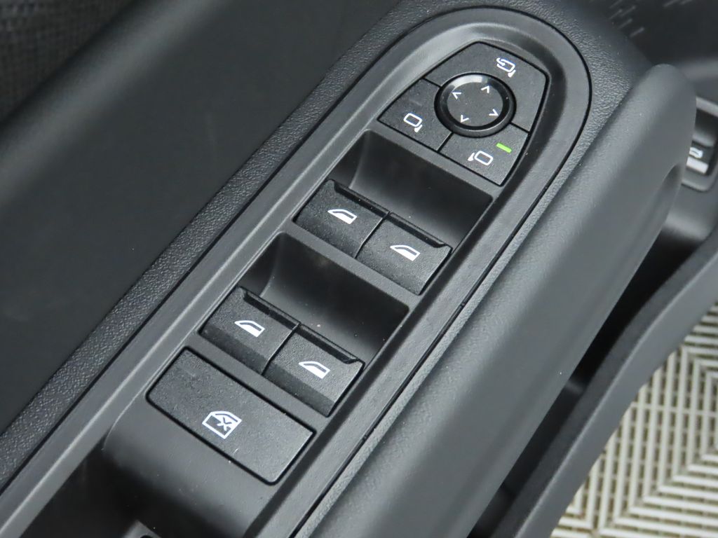 2025 Mini Countryman ALL4 Signature photo 22