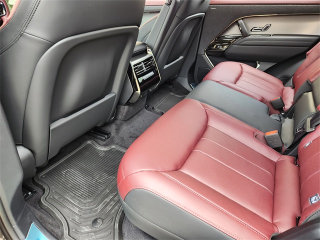 2025 Land Rover Range Rover Sport SE photo 25