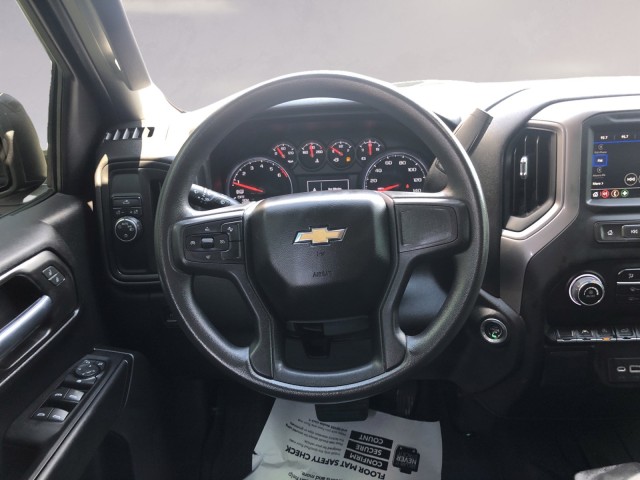 2022 Chevrolet Silverado 1500 Custom photo 11