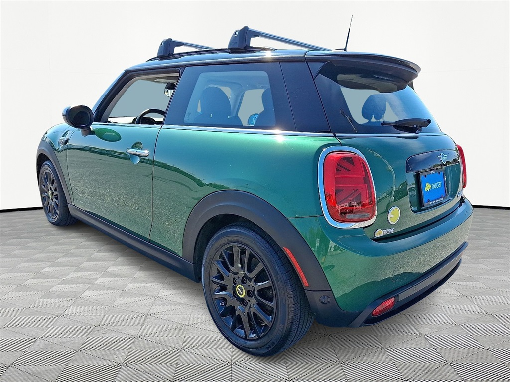 2022 Mini Cooper SE Signature photo 5
