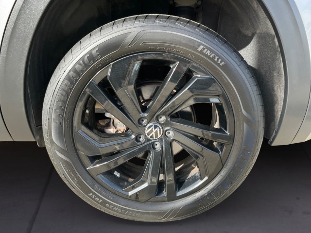 2023 Volkswagen Atlas SE Technology photo 13