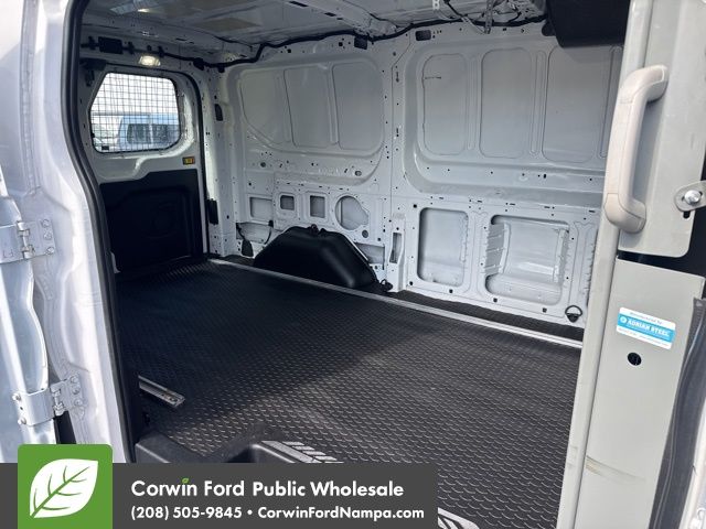 2017 Ford Transit photo 24