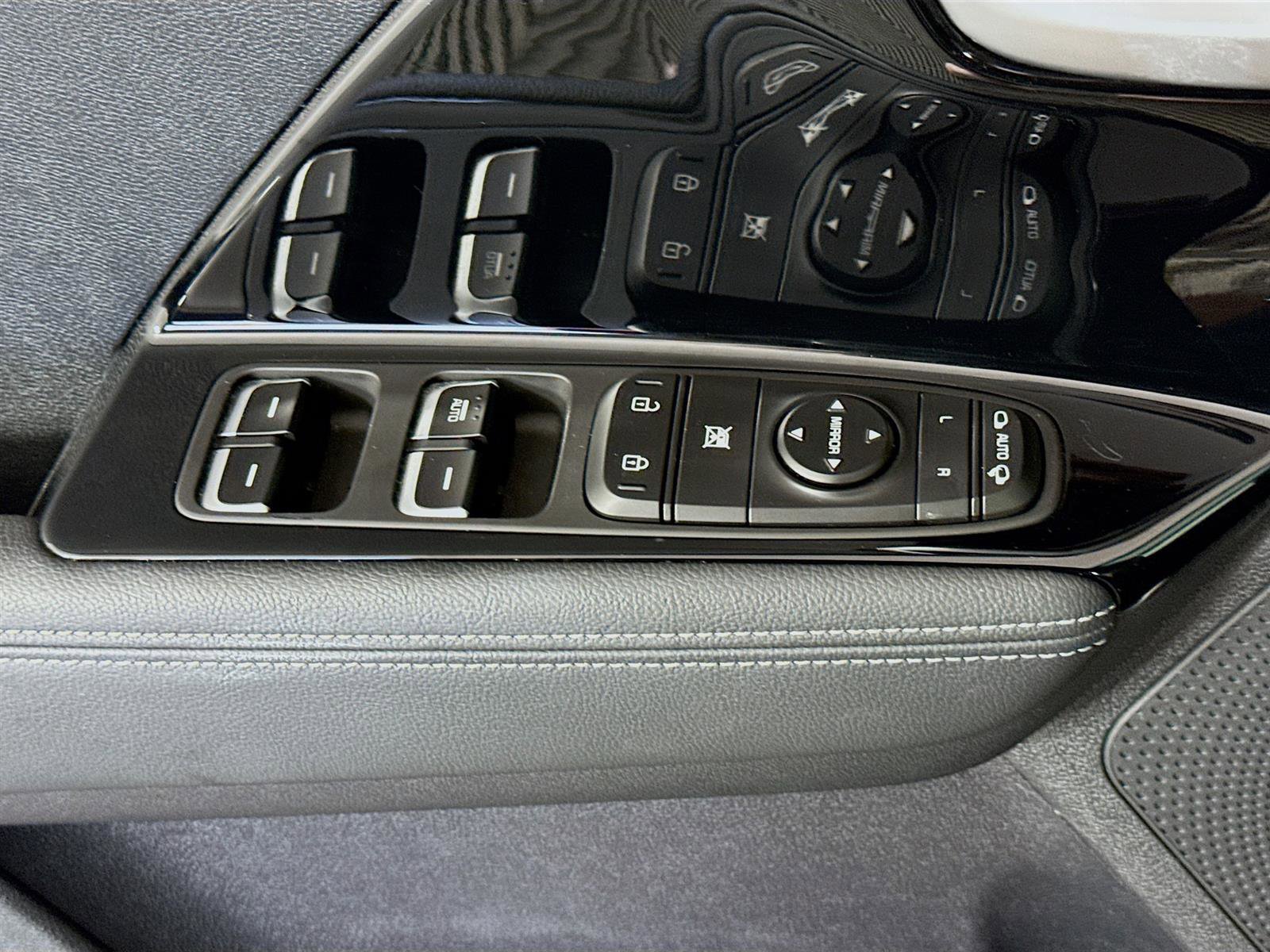 2022 Kia Niro Touring Special Edition photo 18
