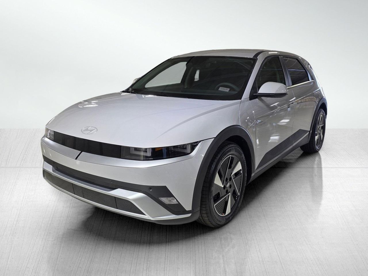 2026 Hyundai Ioniq 5 SEL photo 2