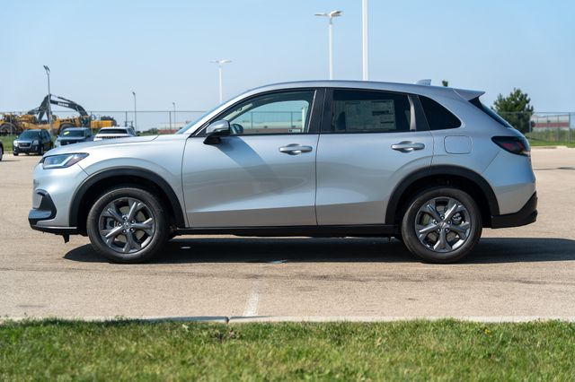 2026 Honda HR-V LX photo 4