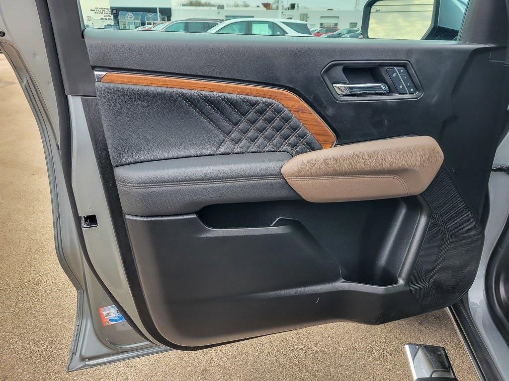 2024 GMC CANYON - Image 18