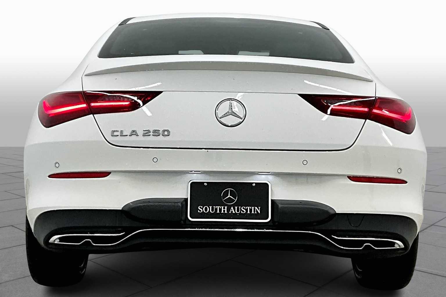 2025 Mercedes Benz CLA 250 photo 4