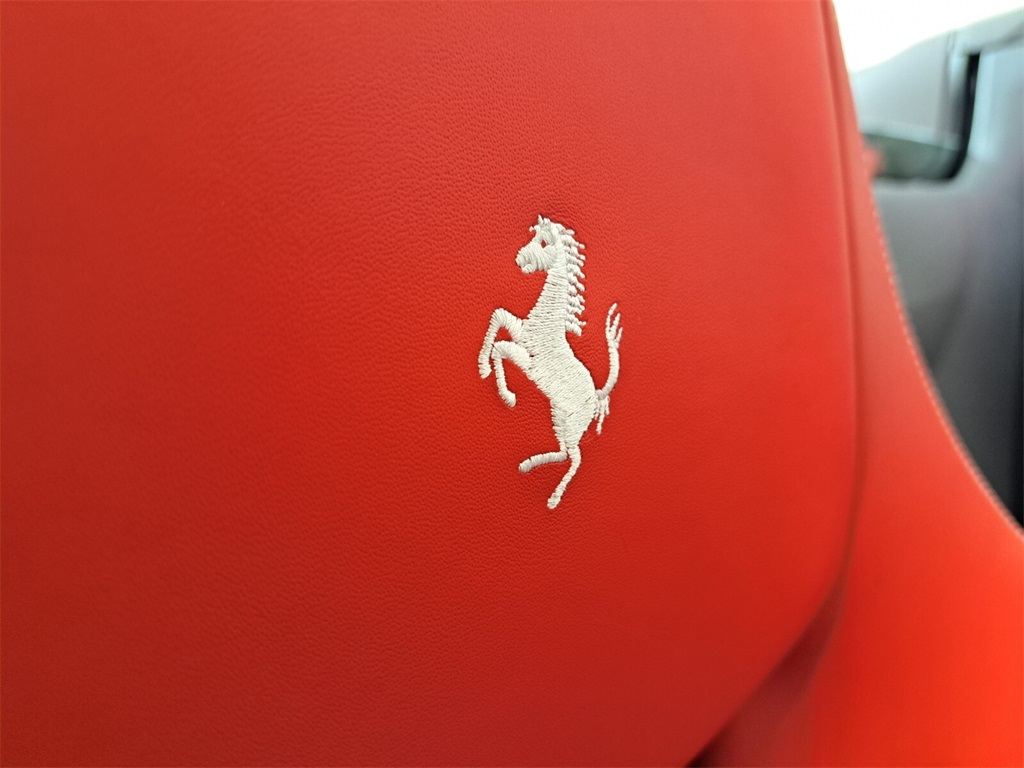 Certified Used 2022 Canna di Fucile Ferrari Base image 6