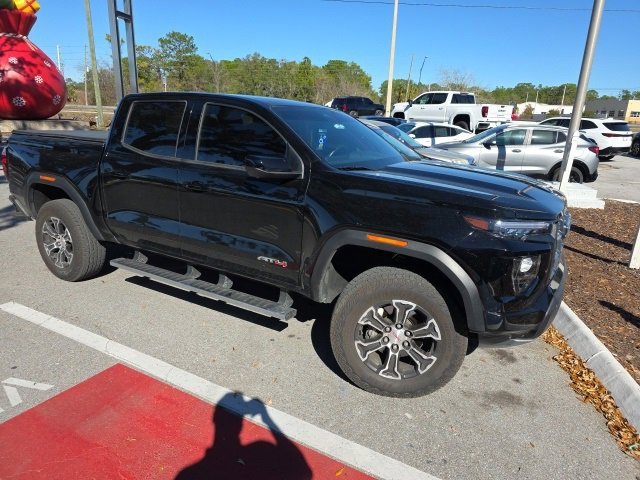 2024 Gmc Canyon AT4 photo 2