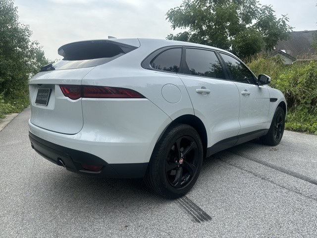 2019 Jaguar F-PACE Premium photo 4