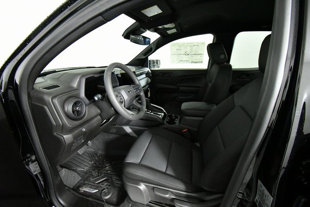 2026 Chevrolet Colorado Trail Boss photo 4