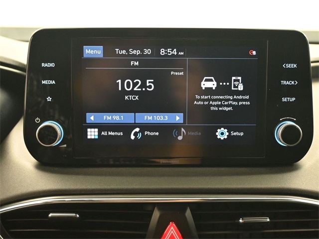 2022 Hyundai Santa Fe SEL photo 2