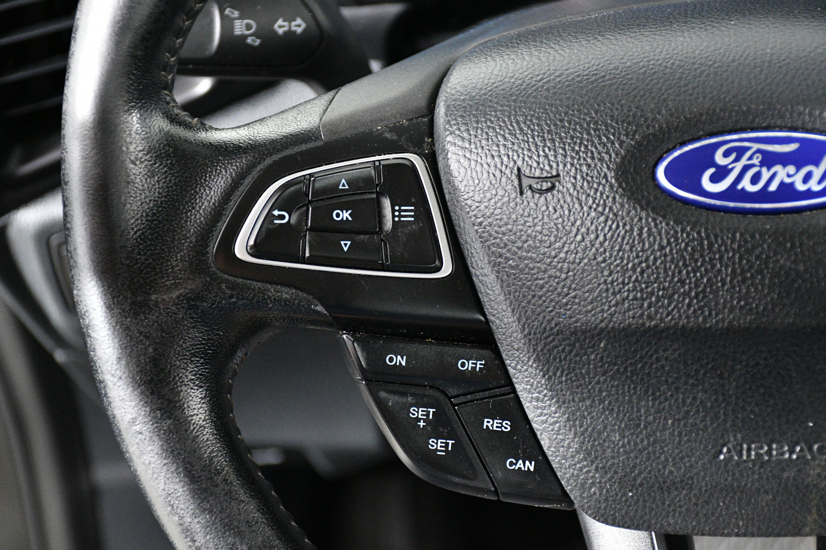 2020 Ford EcoSport SES photo 8