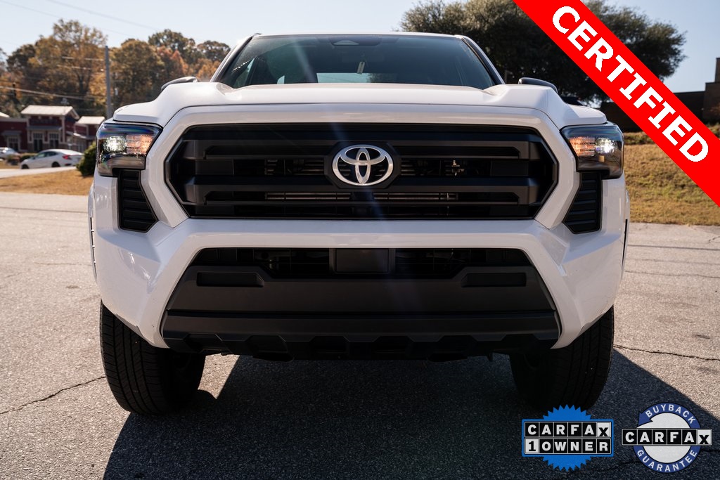 2025 Toyota Tacoma SR 4x4 photo 2