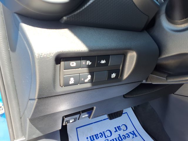 2024 Nissan Kicks S photo 24