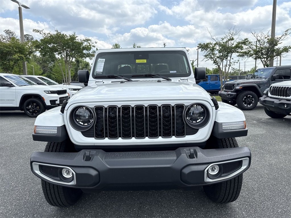 2025 Jeep Gladiator Sport photo 6