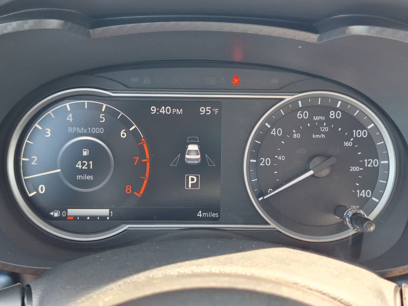 2025 Nissan Versa SV photo 14