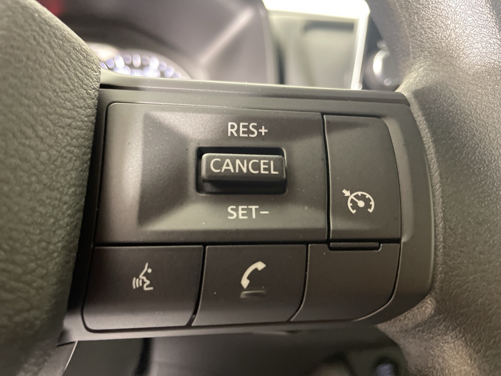 2025 Nissan Rogue S photo 24