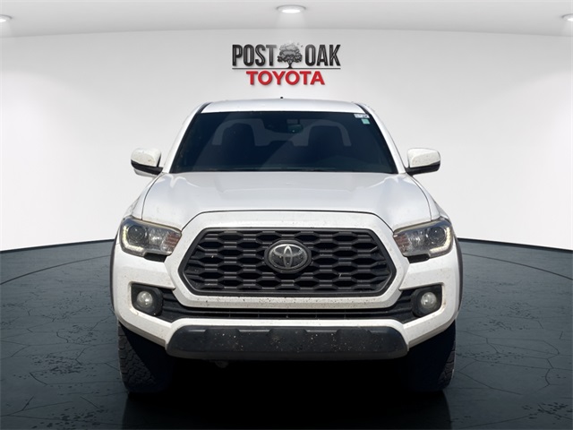 2020 Toyota Tacoma TRD Off-Road photo 2