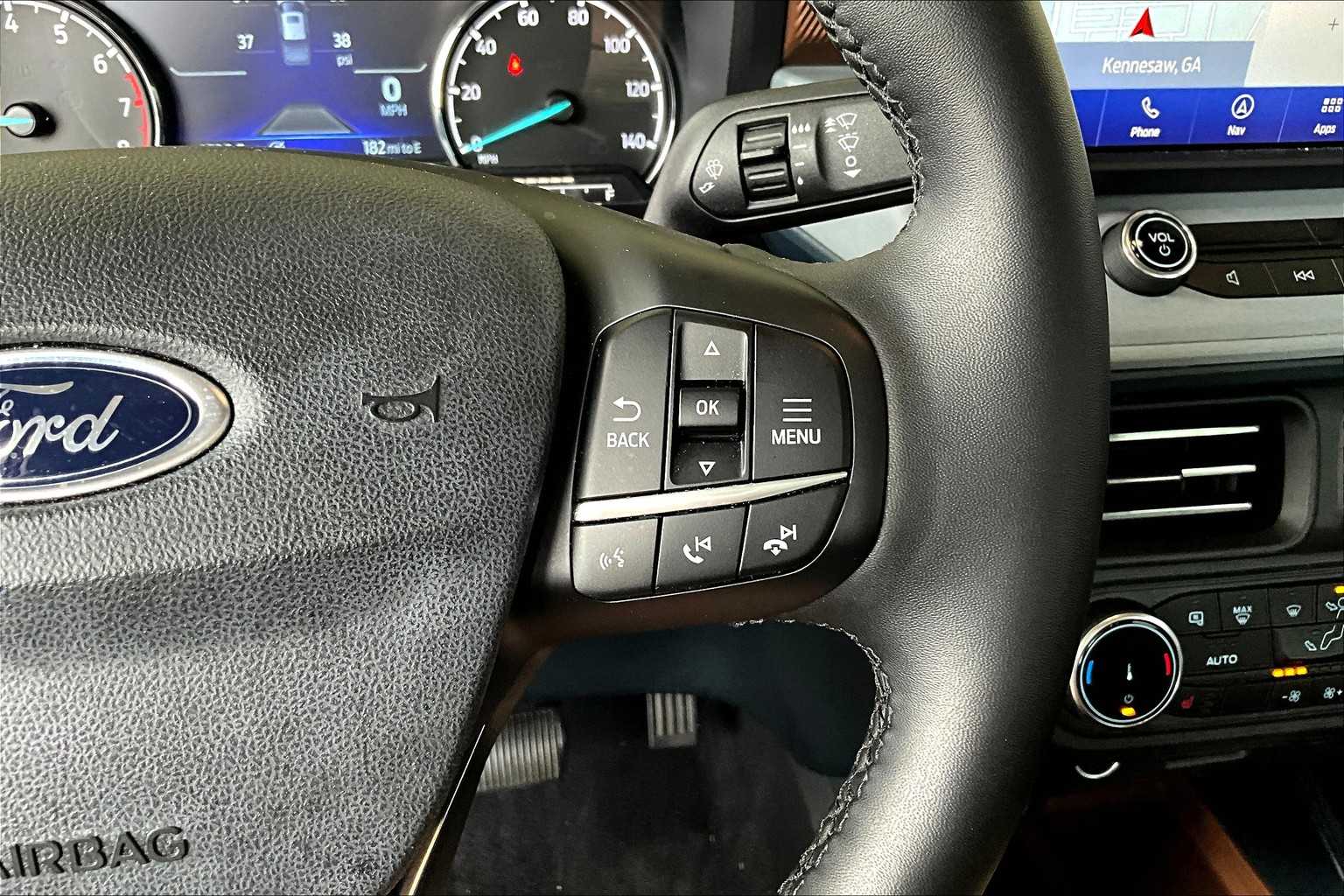 2024 Ford Maverick Lariat photo 23
