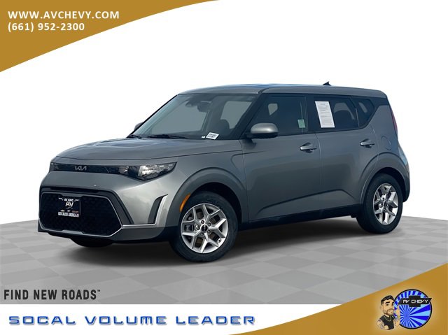 2024 Kia Soul LX's photo