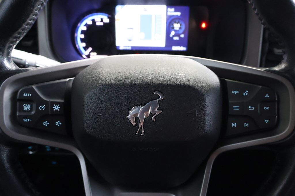 2023 Ford Bronco Outer Banks photo 24