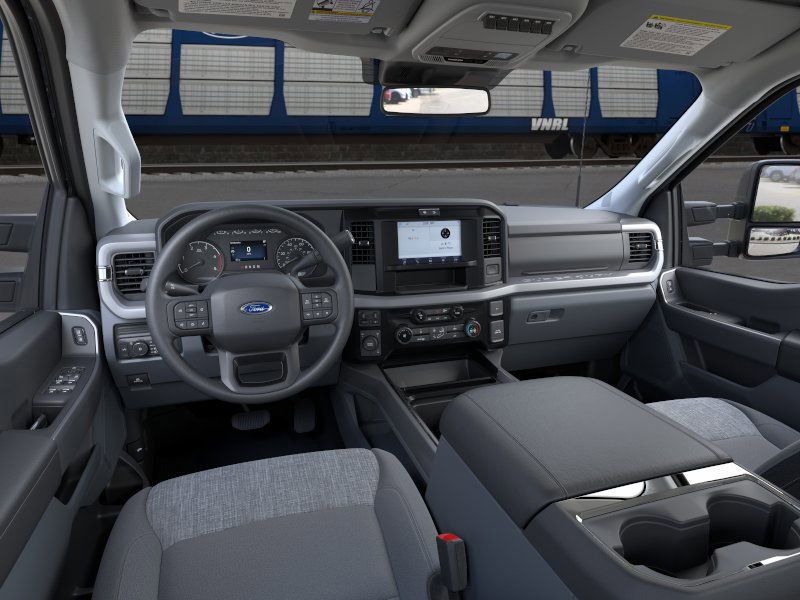 2026 Ford F-350 photo 8