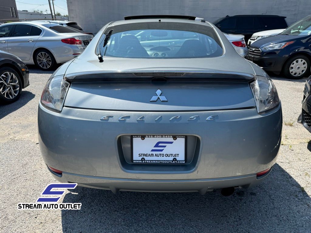 2008 Mitsubishi Eclipse GS photo 6