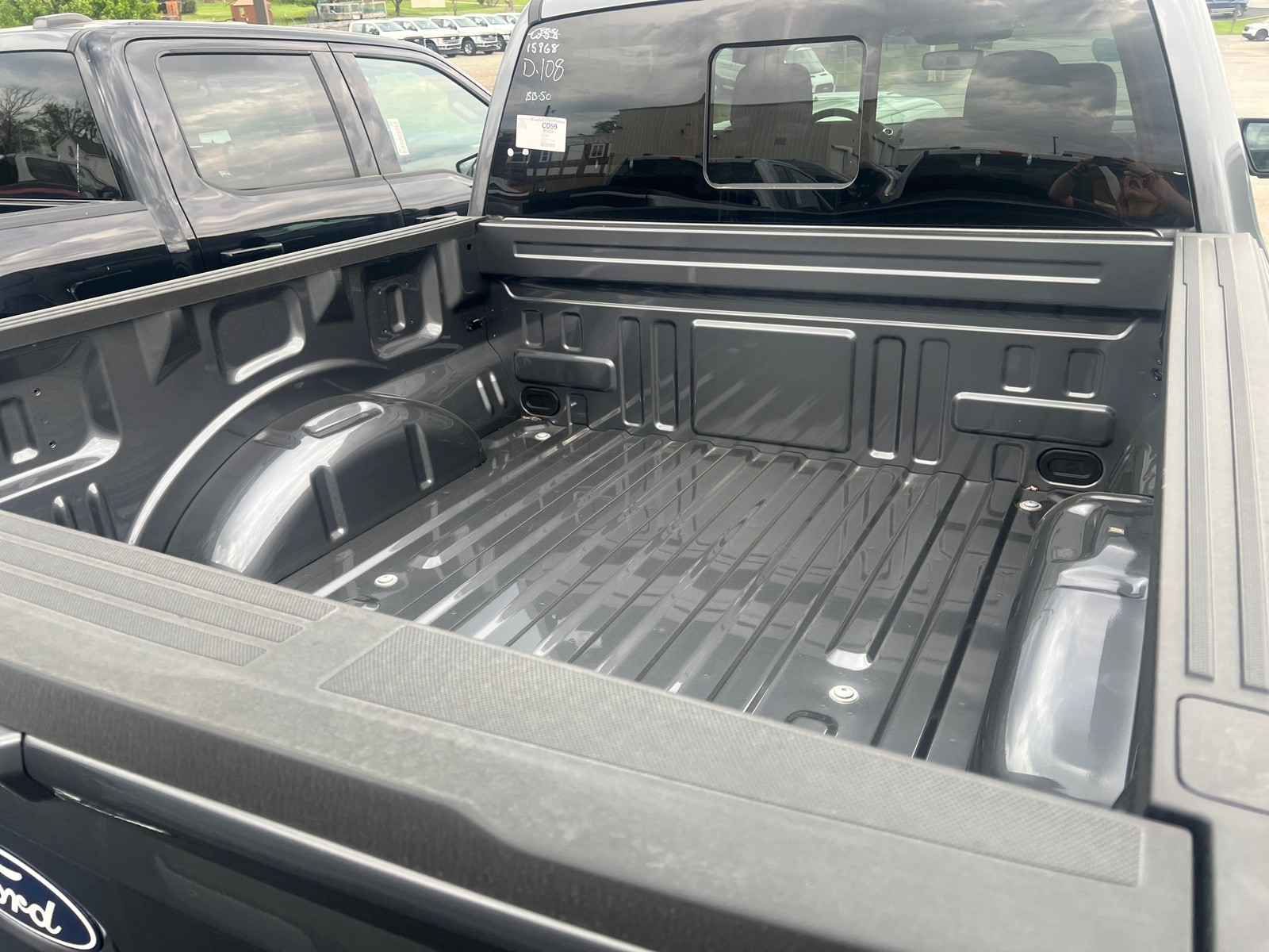 2025 Ford F-150 XLT photo 4