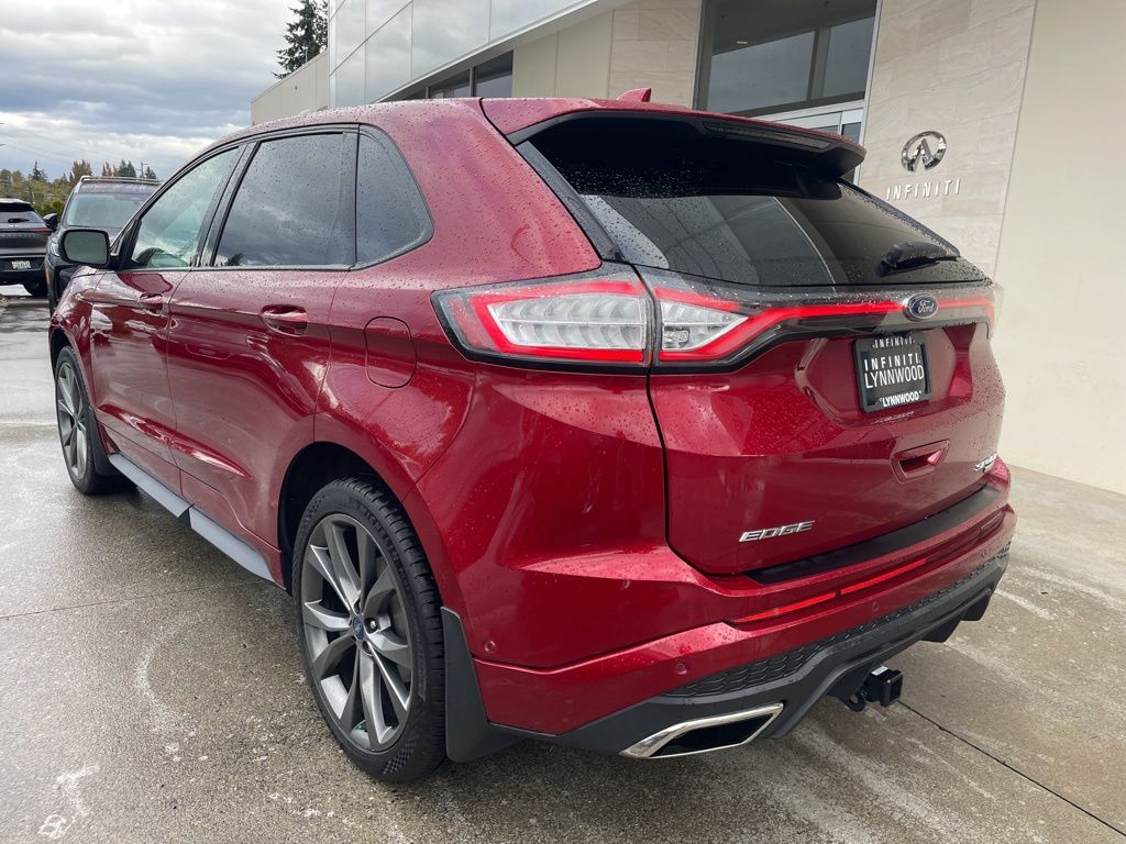 2018 Ford Edge Sport photo 3