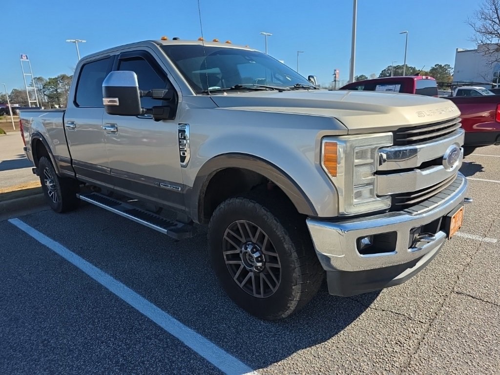 2017 Ford F-350 Super Duty King Ranch's photo