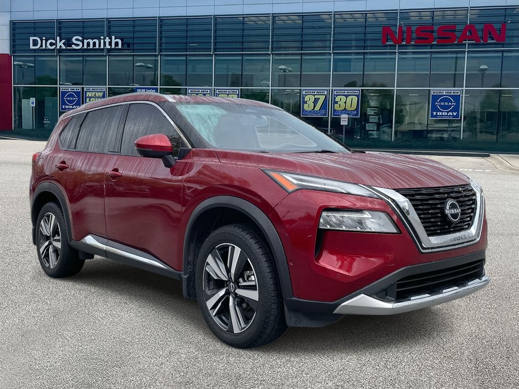 2023 Nissan Rogue Platinum's photo