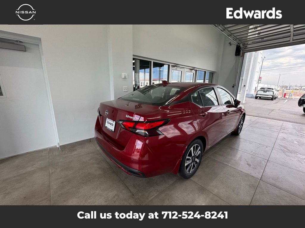 2025 Nissan Versa SV photo 3