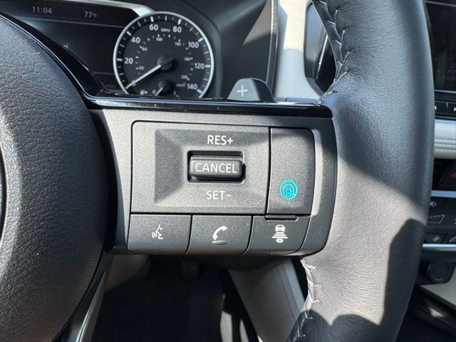 2023 Nissan Rogue SL photo 14
