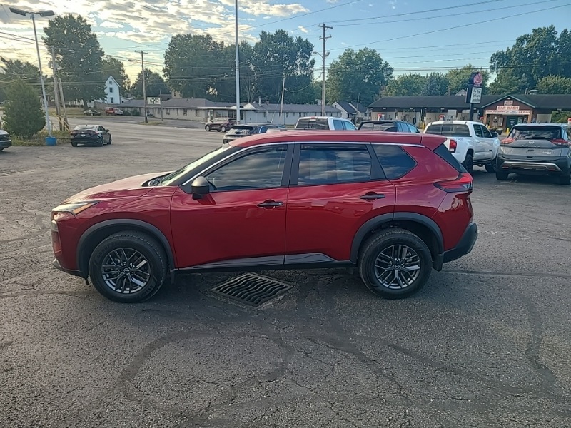 2023 Nissan Rogue S photo 2