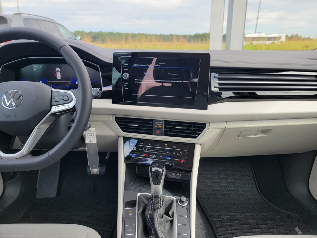 2025 Volkswagen Jetta 1.5T S photo 21