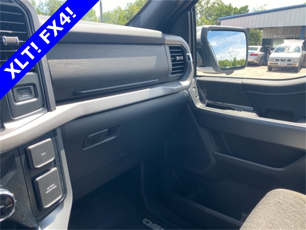 2025 Ford F-150 XLT photo 29