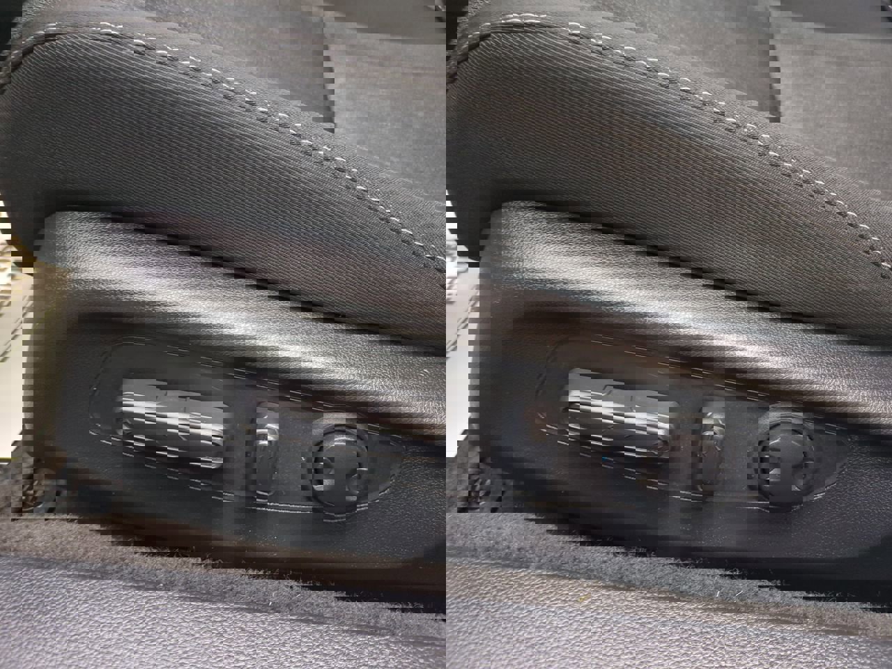 2023 Honda Accord EX photo 17