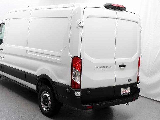 2025 Ford Transit photo 3