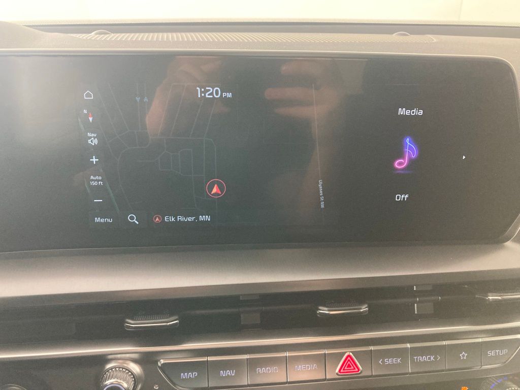 2025 Kia Telluride S photo 3