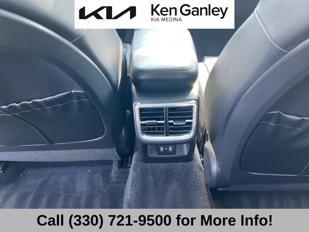 2025 Kia K5 EX photo 37